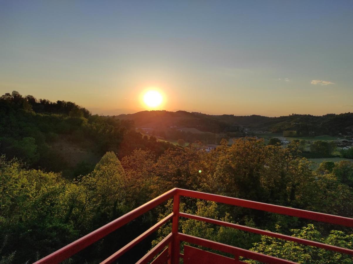 Oasi Del Monferrato - Appartamento Rosso Mombercelli Екстериор снимка